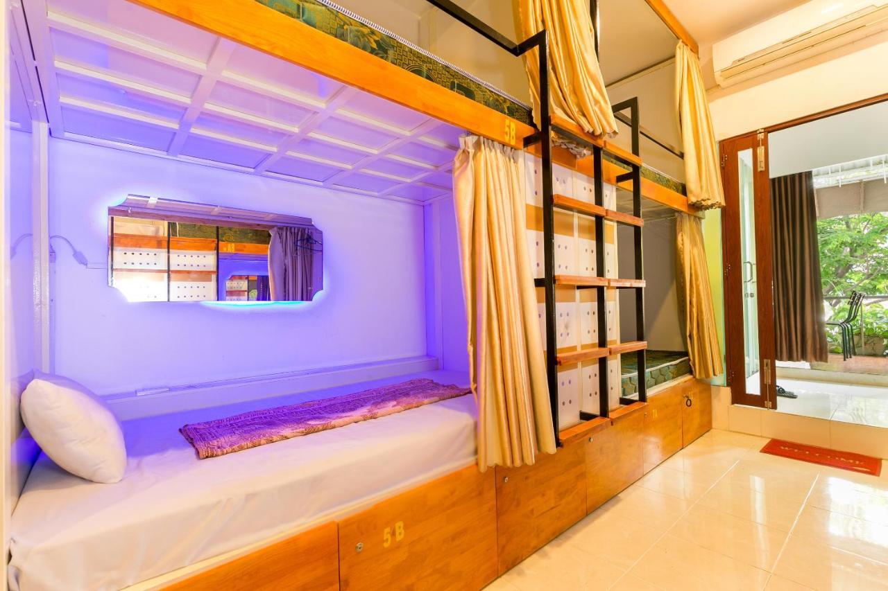 Ben Thanh Dorm Ho Chi Minh City Exterior photo