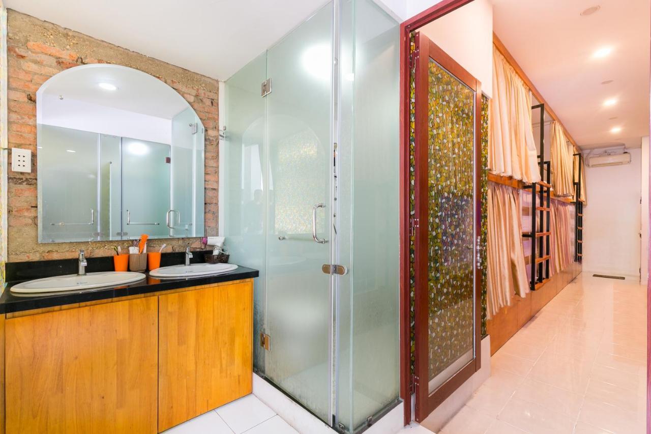 Ben Thanh Dorm Ho Chi Minh City Exterior photo